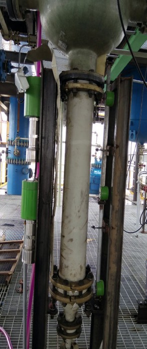 Na-22放射性儀表聚碳酸酯安裝現(xiàn)場(chǎng)(圖1) Na-22放射性儀表聚碳酸酯安裝現(xiàn)場(chǎng)(圖1)