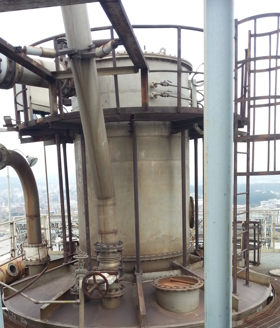 雷達料位計,3D雷達物位計,Na-22濃度計.Na-22密度計,利馬克工雷達物位計況案例現場,利馬克石化工山行業應用